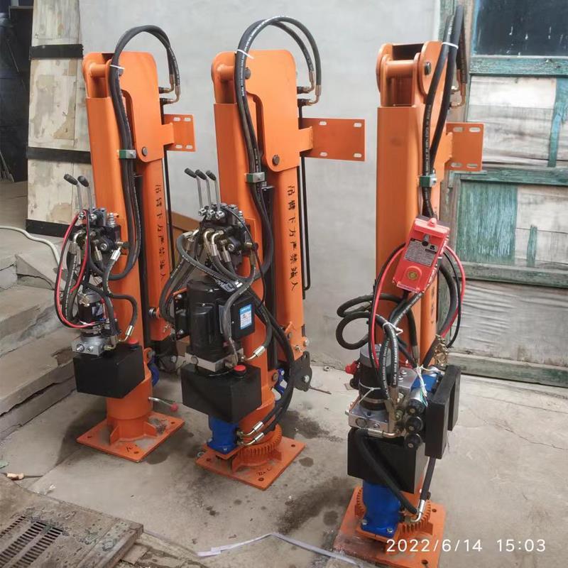 东石乡重汽蓝牌随车吊 3.2吨 国六动力强 液压驱动 农用自卸起重机